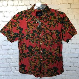 Men’s button down short sleeve